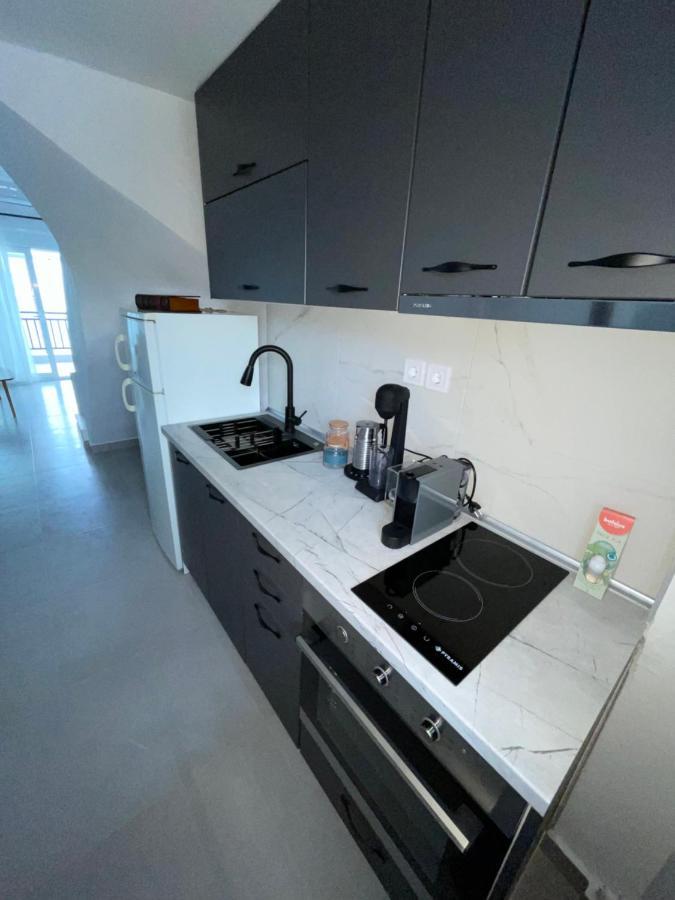 Sea View Loft Apartment เนอาโรดา ภายนอก รูปภาพ